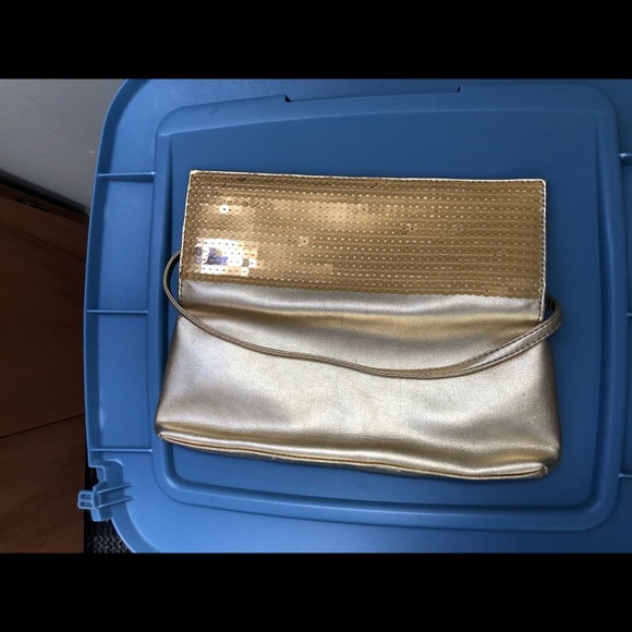 Purse - Picture 2 of 5